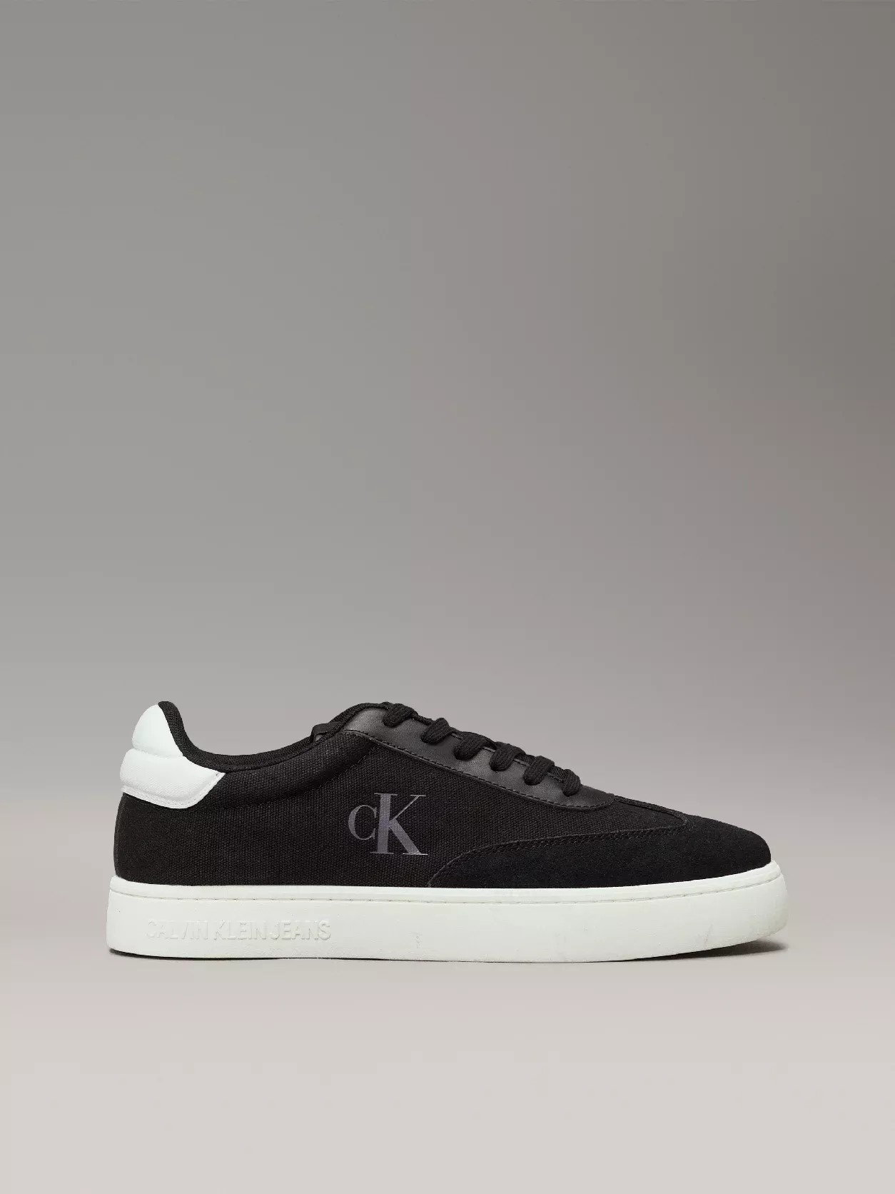 Canvas Trainers