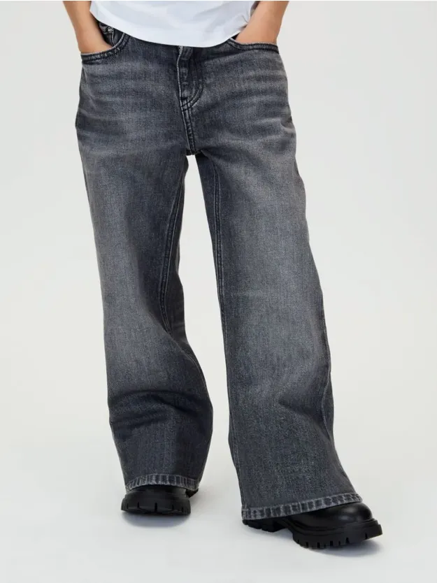 Mid Grey Stone Skater Jeans