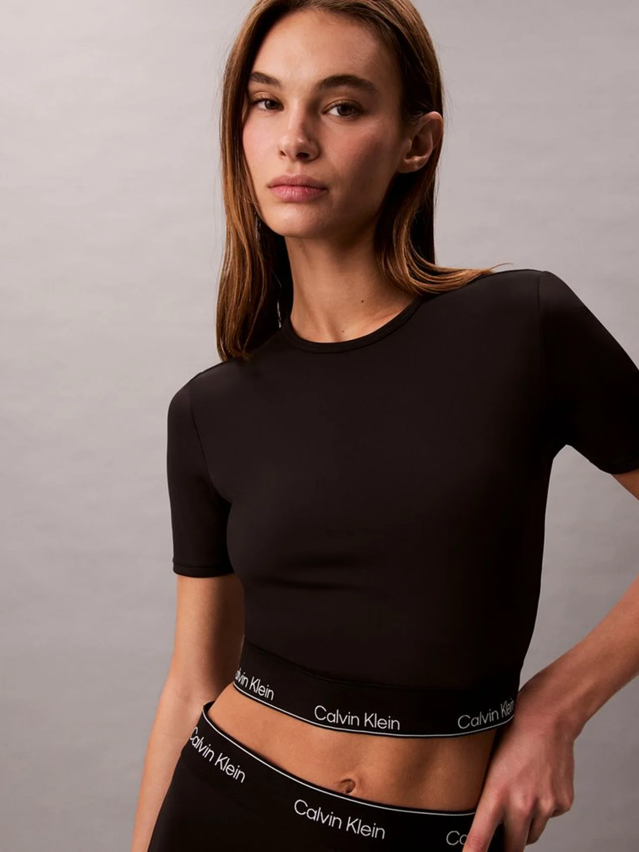 Black Cropped Gym T-shirt