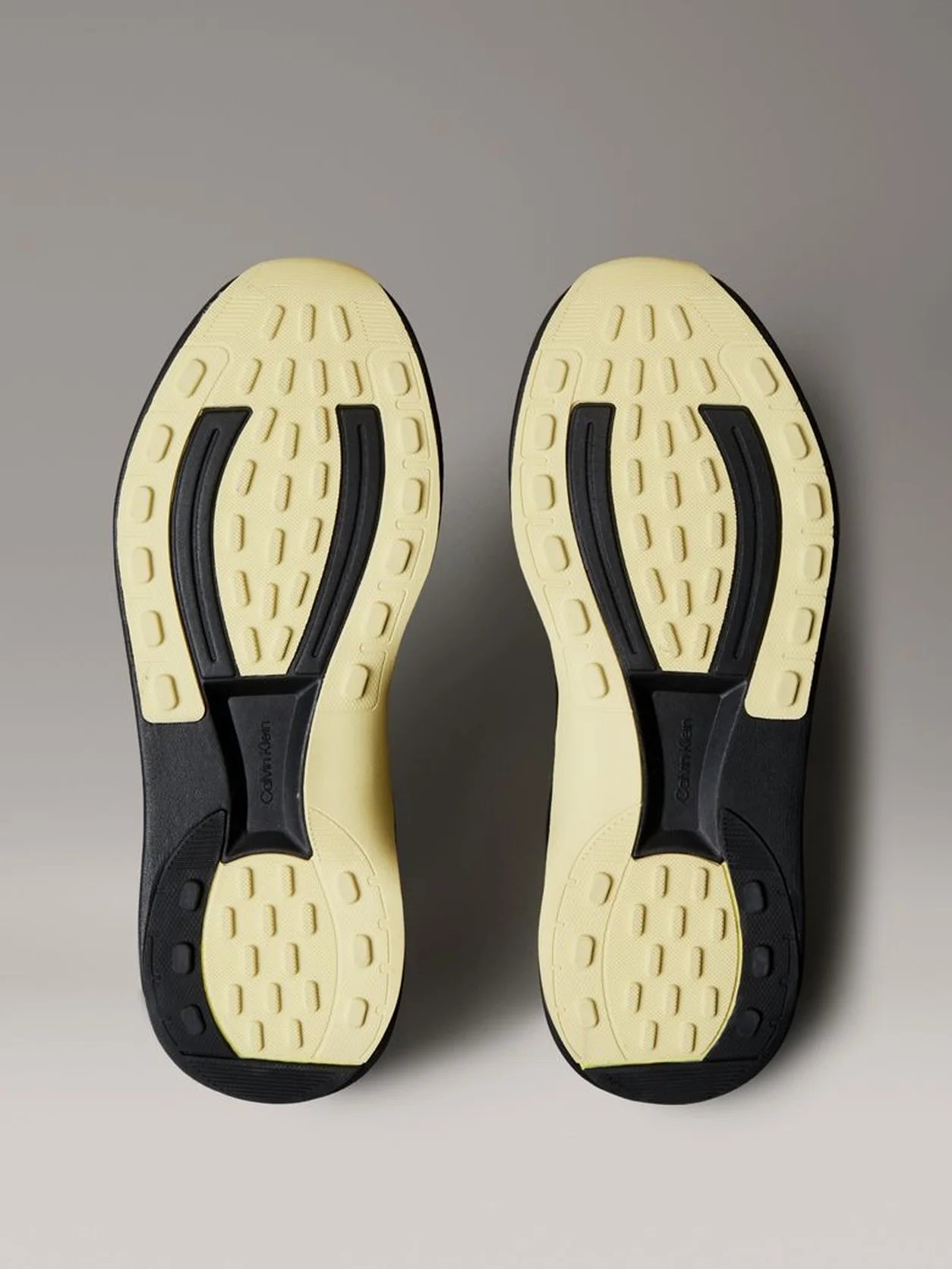 Black/Medieval Forest/Coal/Lime Breathable Mesh Ultralight Trainers